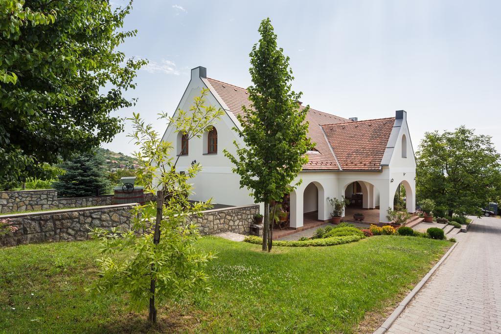 Figula Vendégház Balatonfüred Esterno foto